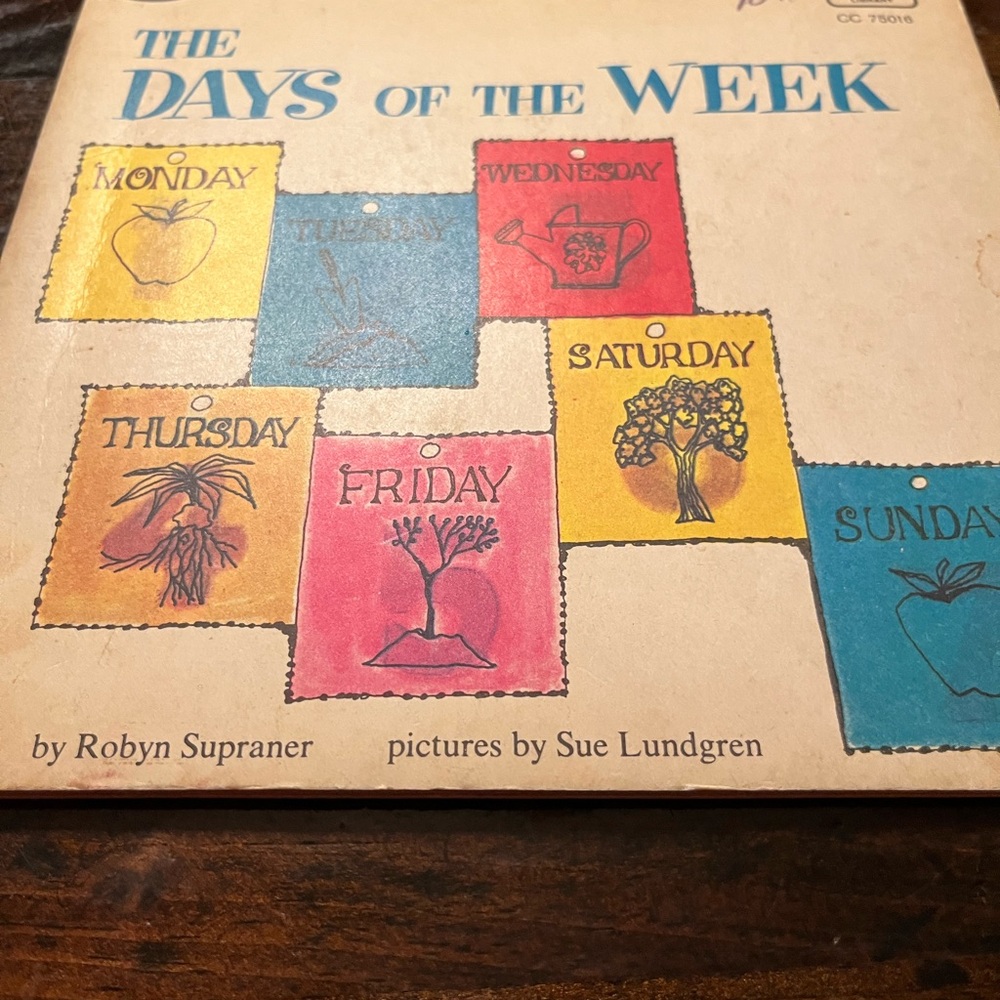 The Days of the Week Illustrated Book - Colorful Vintage Cover